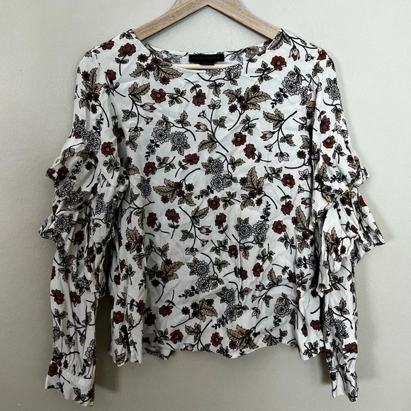 Sanctuary • Tilly Flounce Sleeve Blouse in Harvest Bloom - Picture 2 of 8